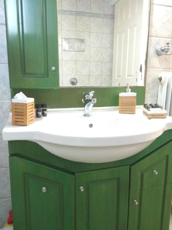 Marmari Megali Ammos Oasis Apartment & Studio Agia Marina  المظهر الخارجي الصورة
