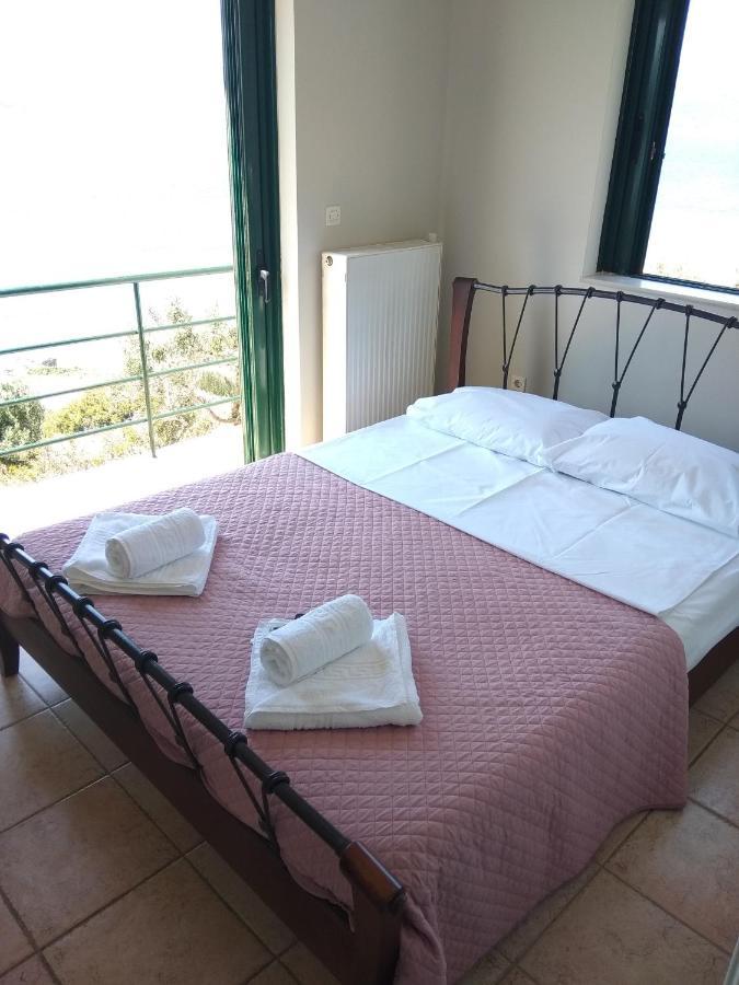 Marmari Megali Ammos Oasis Apartment & Studio Agia Marina  المظهر الخارجي الصورة